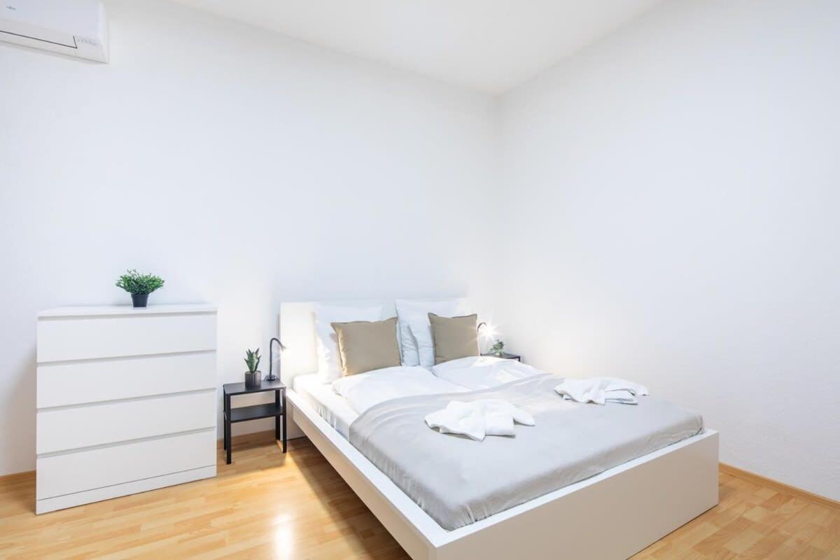 Very Central Convenient Flat Будапеща Екстериор снимка
